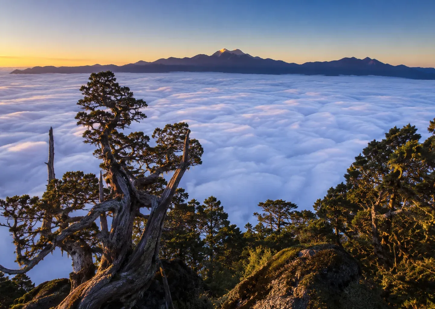 Sunrise over the misty mountains of Taiwan